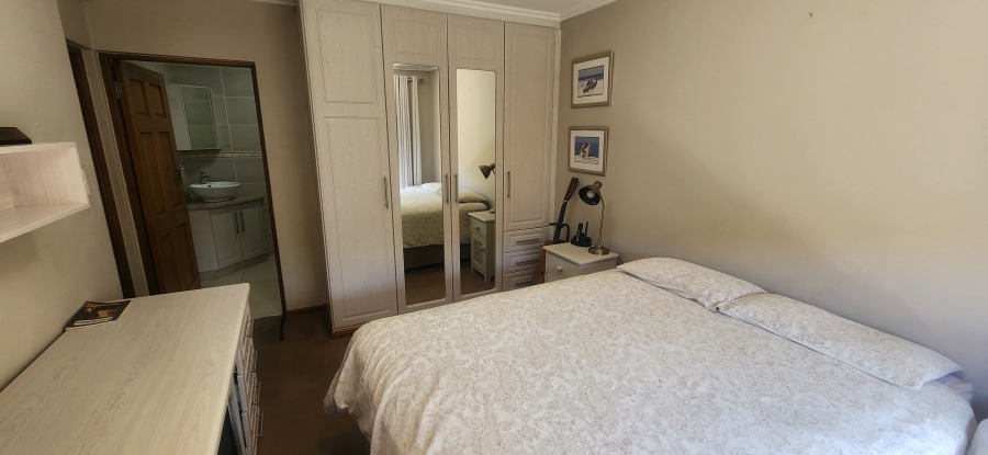 6 Bedroom Property for Sale in Da Nova Western Cape